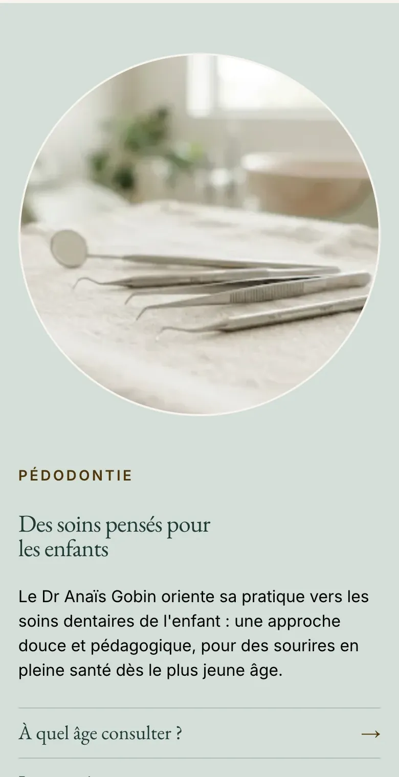 Détail du site Cabinet dentaire : le médaillon et les filets