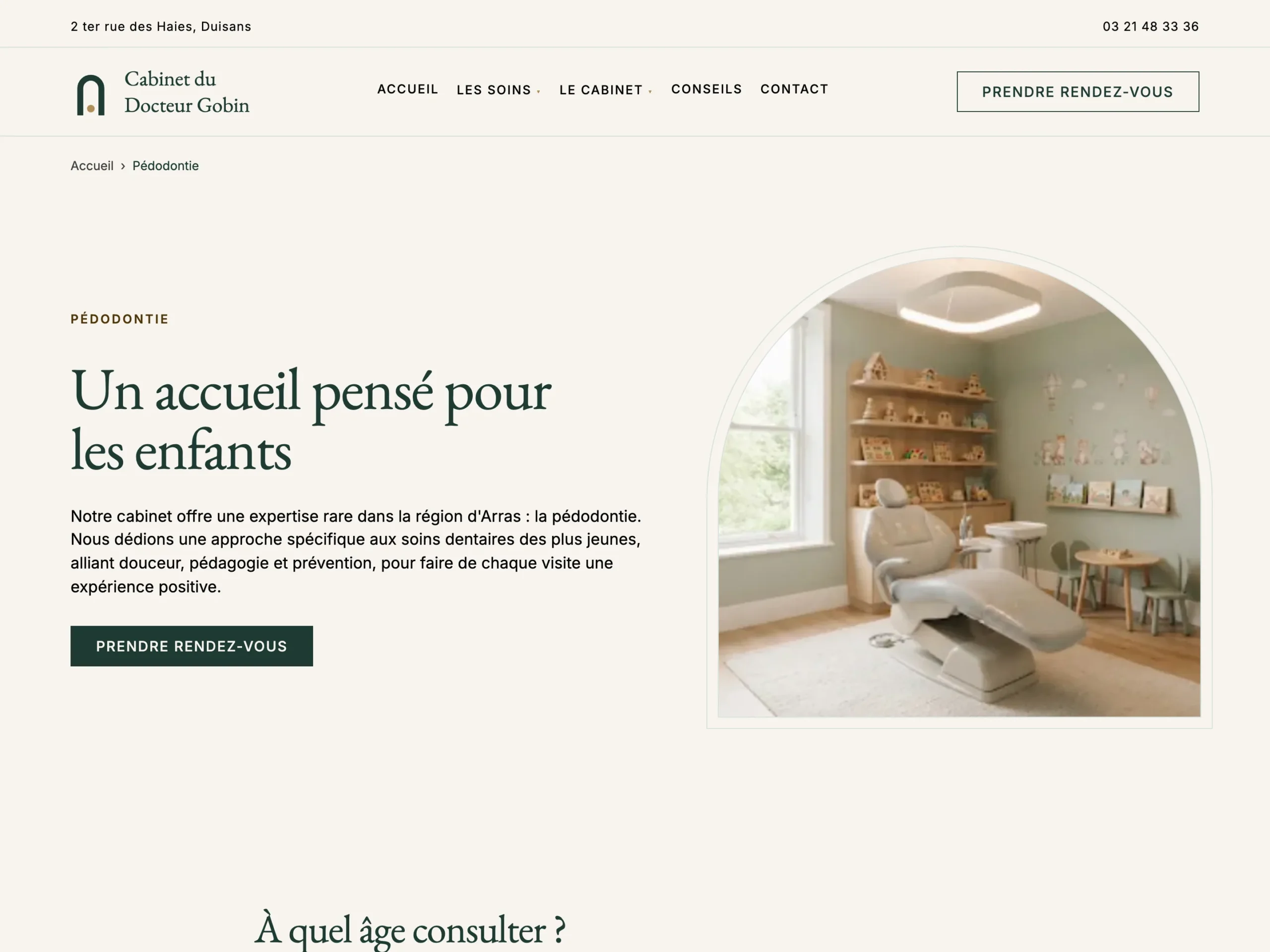 Page pédodontie du site du cabinet dentaire, avec salle de soins pour enfants