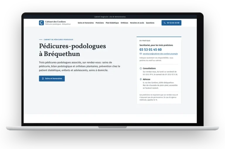 Le site de démonstration du Cabinet des Cordiers, trois pédicures-podologues, affiché sur un ordinateur portable